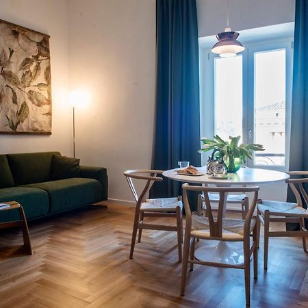 Апартаменти Dimora San Bartolomeo - Design, Panoramic View & Culture Рим Екстер'єр фото